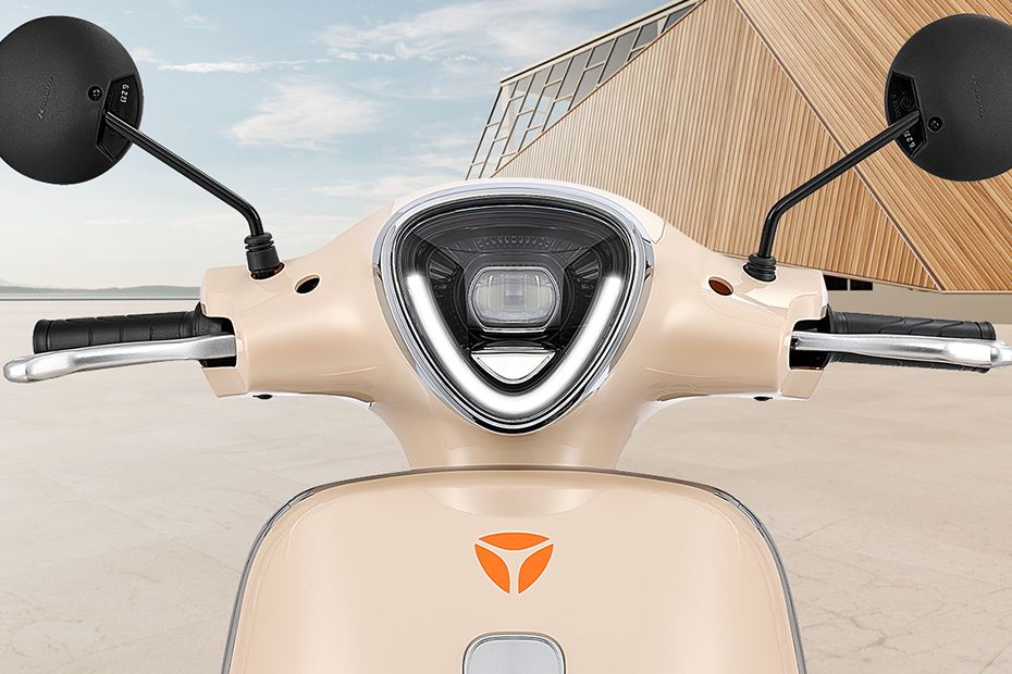 Yadea Orla Head Light View Yadea Orla Head Light View