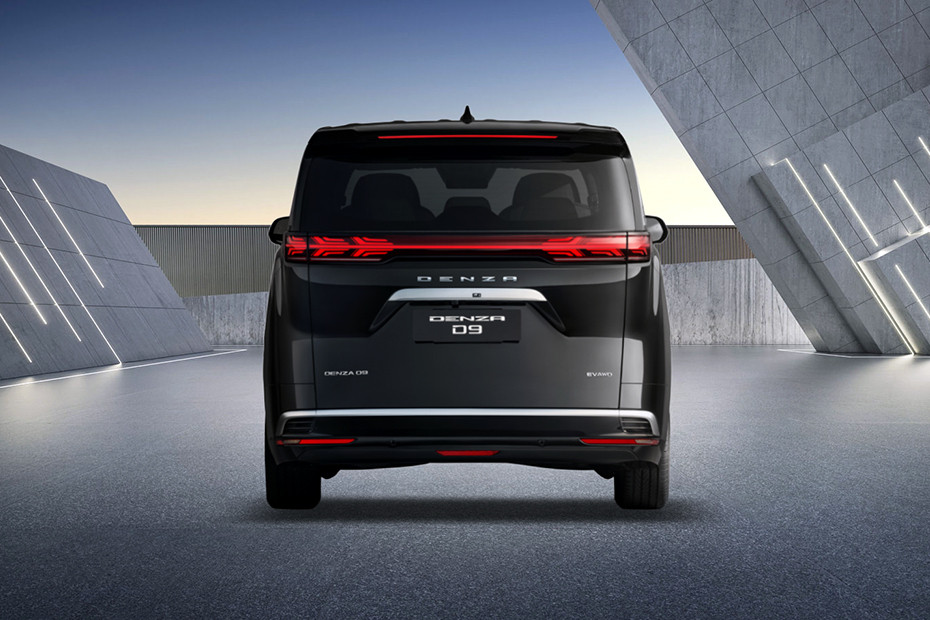 Full Rear View of Denza D9