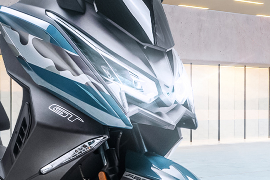 ARIIC 318 GT Head Light View