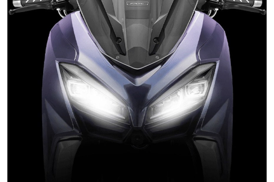 ARIIC Touch 250 Head Light View
