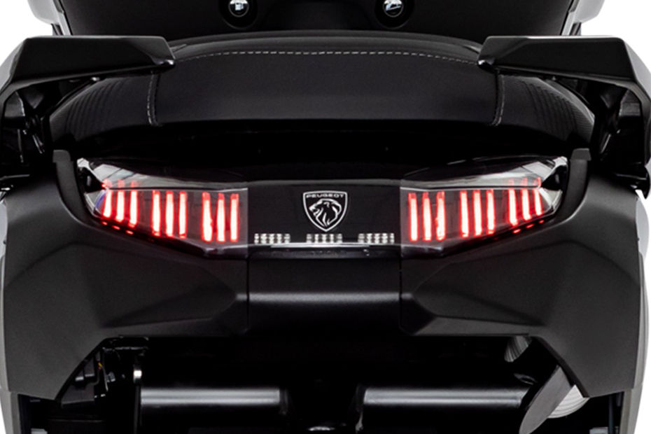 Peugeot XP400 GT Tail Light View