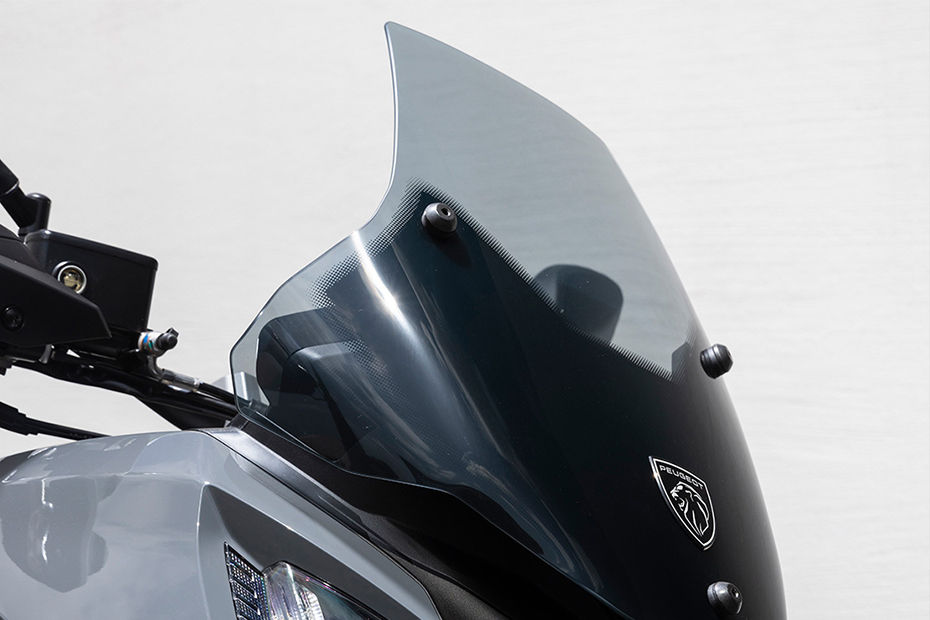 Peugeot XP400 GT Windshield