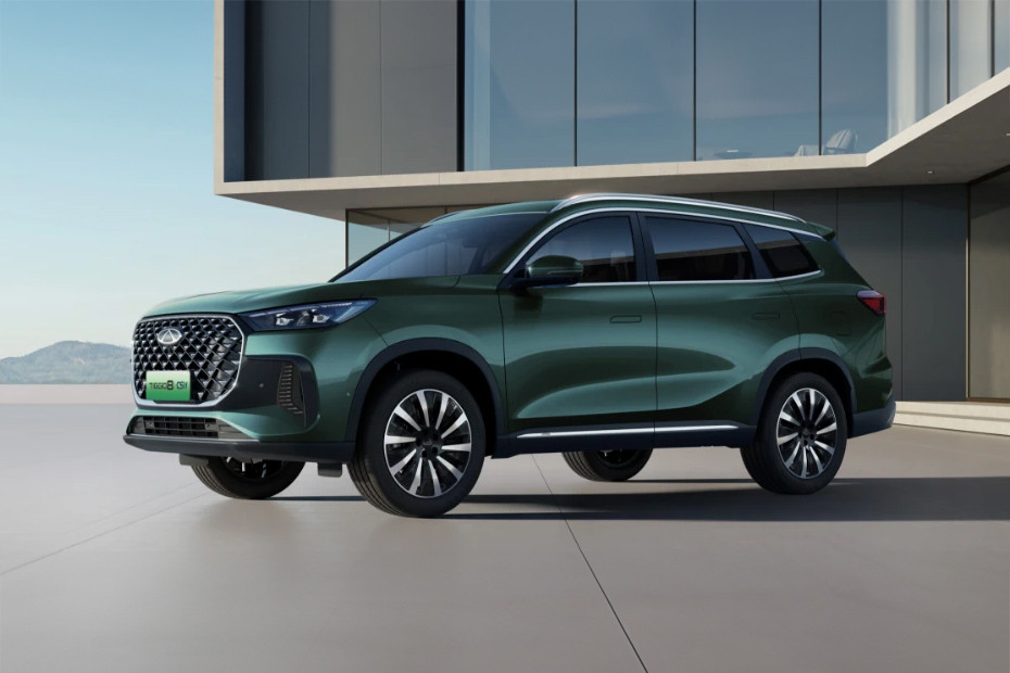 Chery Tiggo 8 PHEV Front Side View