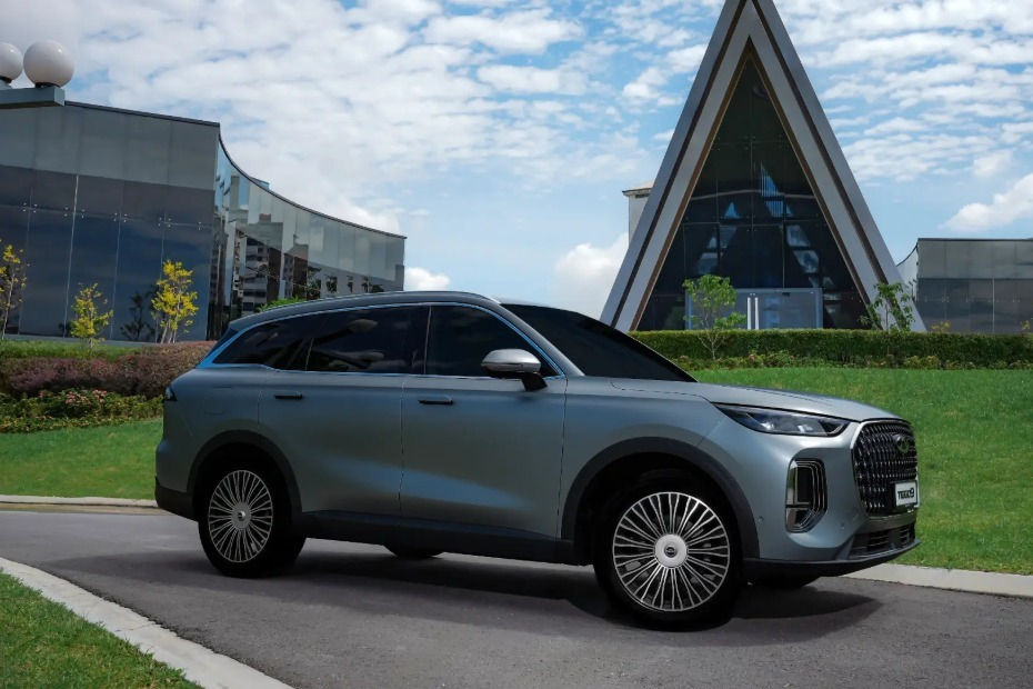 Chery Tiggo 9 Front Medium View