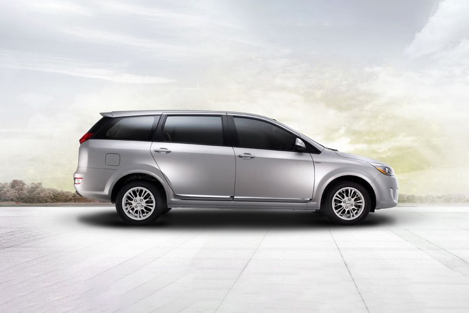 Chery Maxime Drivers Sideview Chery Maxime Drivers Sideview