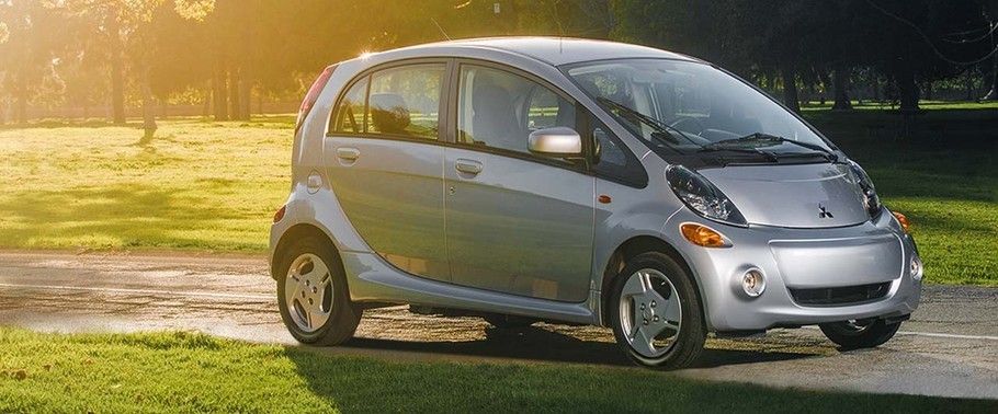 Mitsubishi iMiEV Front Cross Side View