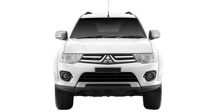 Full Front View of Pajero