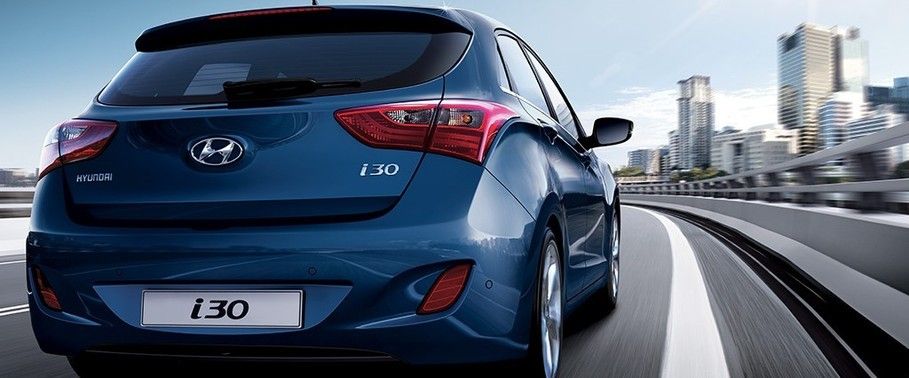 Rear Medium View of Hyundai i30 Rear Medium View of Hyundai i30