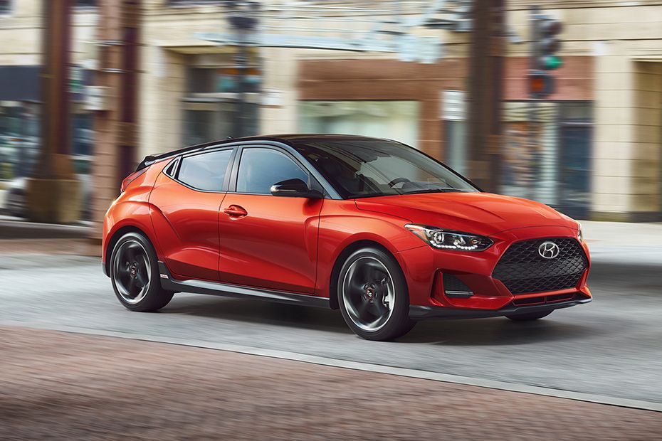 Hyundai Veloster 2019 Front Cross Side View