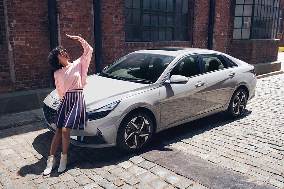 Hyundai Elantra Front Side View Hyundai Elantra Front Side View