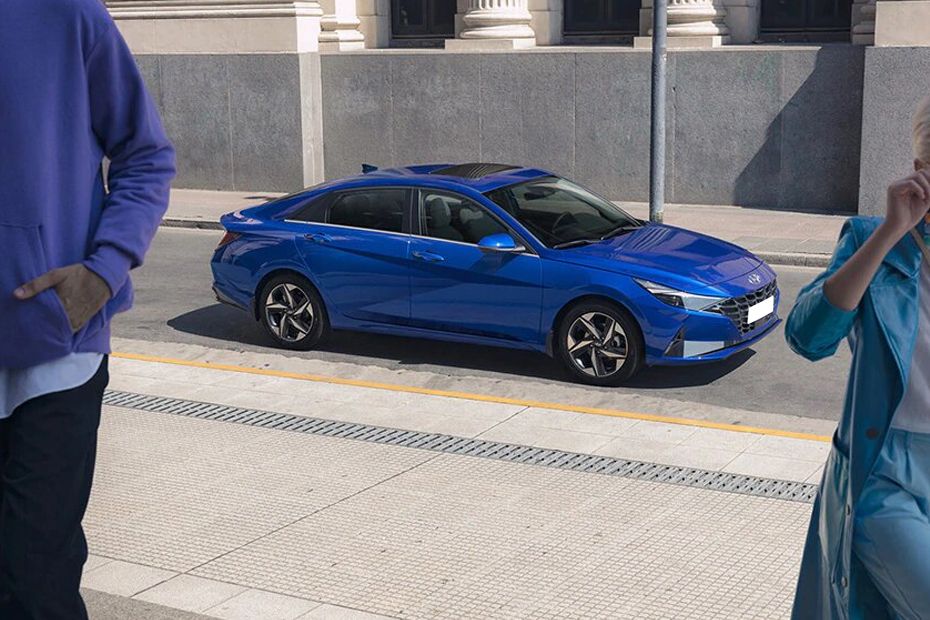 Elantra Side view Elantra Side view