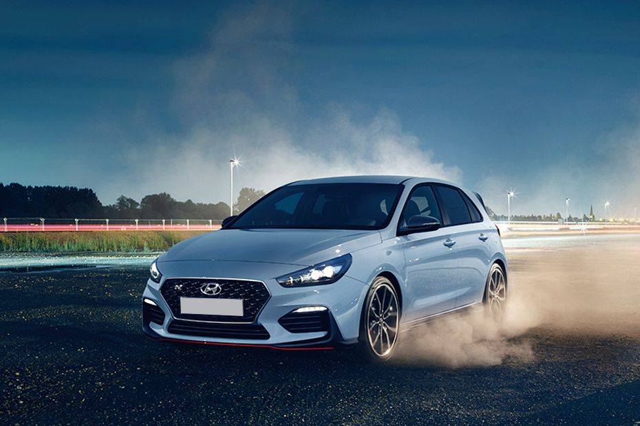 Hyundai i30 N Full Side View Hyundai i30 N Full Side View