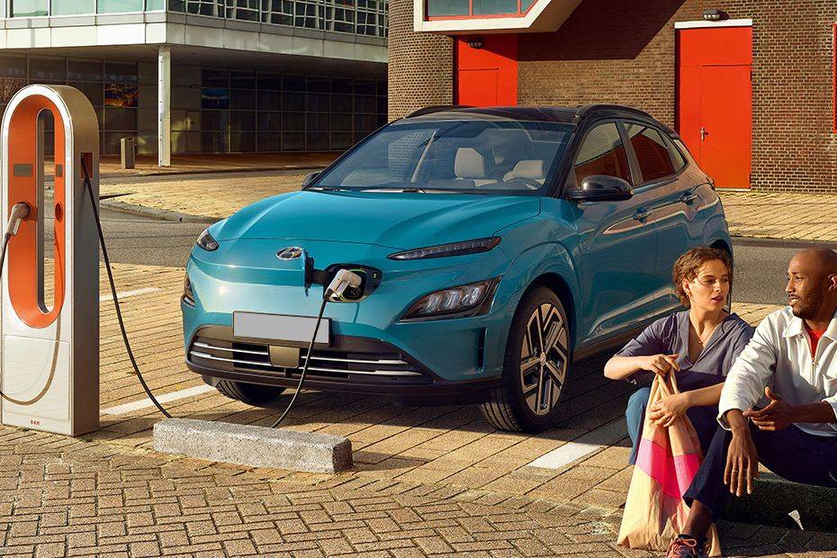 Hyundai Kona Electric Front Side View Hyundai Kona Electric Front Side View