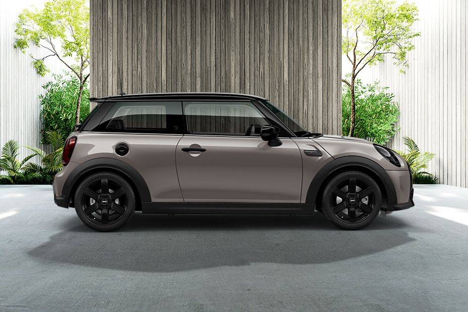 MINI 3 Door Drivers Sideview MINI 3 Door Drivers Sideview