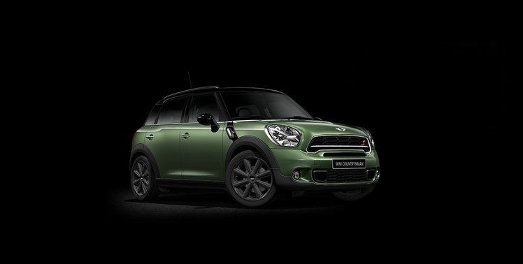 MINI New Countryman Front Cross Side View