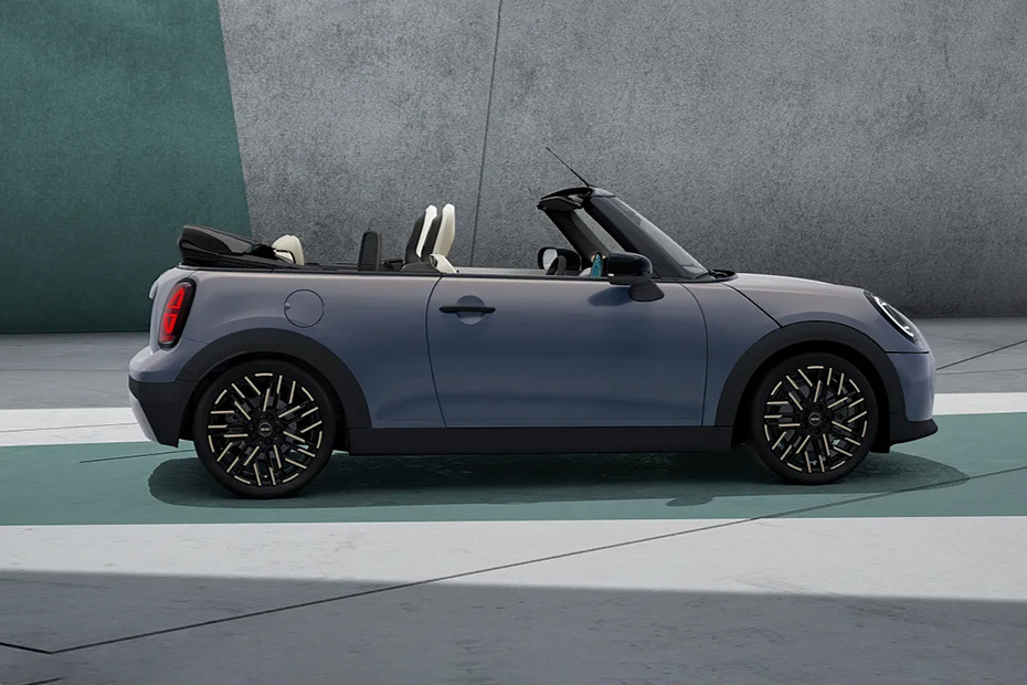 Convertible Medium Angle Front View