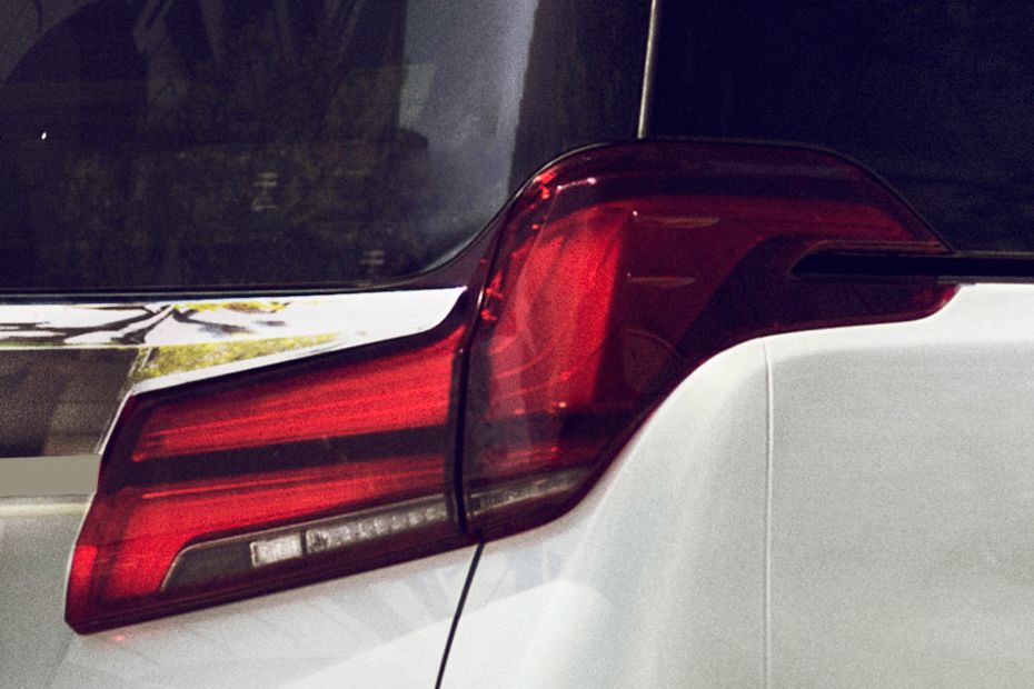 Alphard Tail light Alphard Tail light