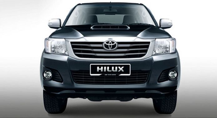 Kereta Toyota Hilux (2010-2015) Malaysia