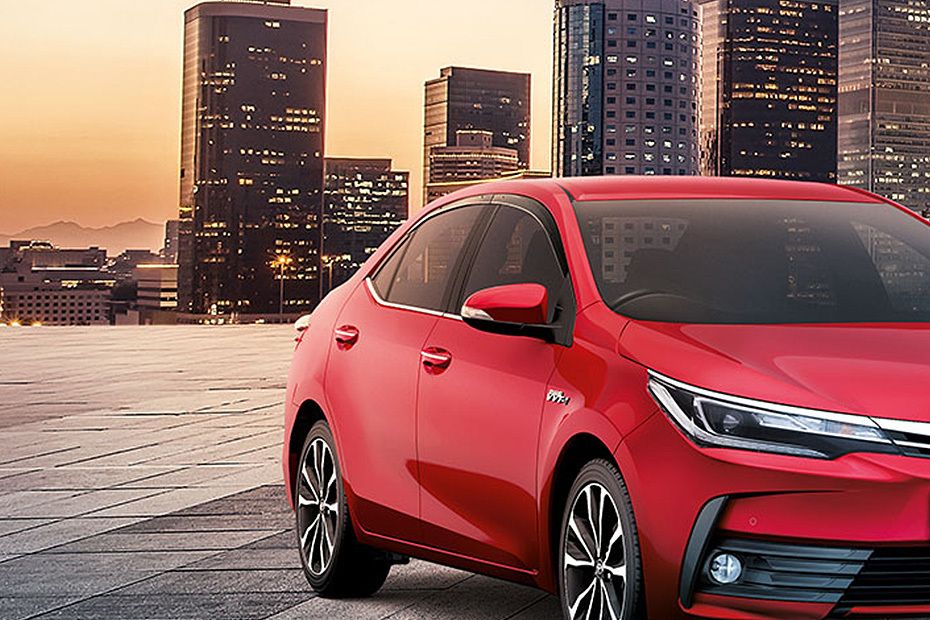 Toyota Corolla (2016-2018) Drivers Side Mirror Front Angle