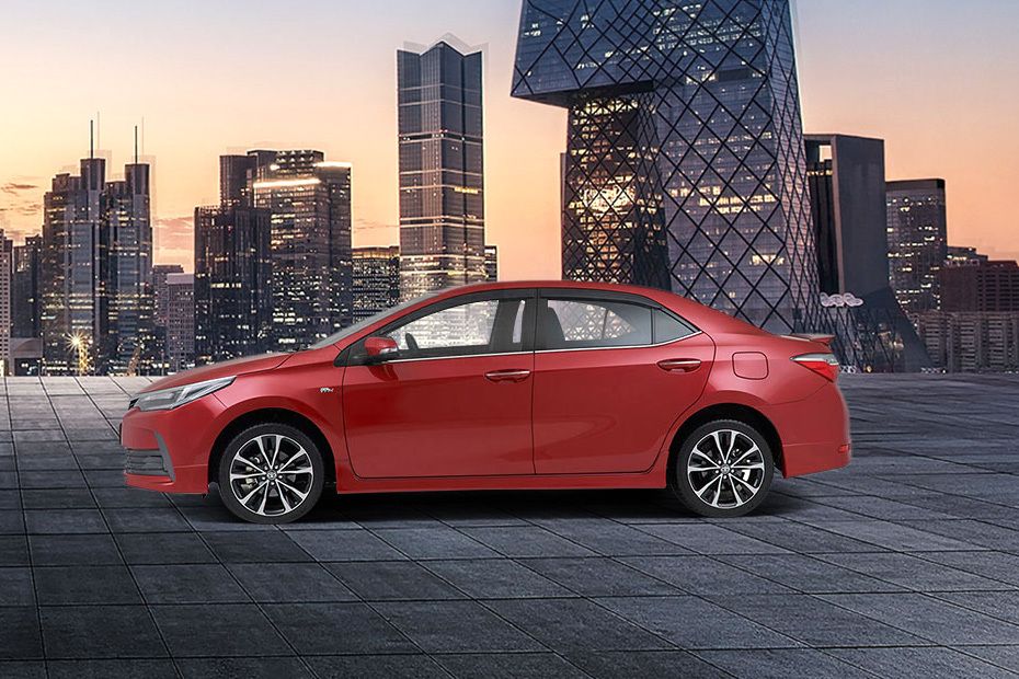 Corolla (2016-2018) Side view