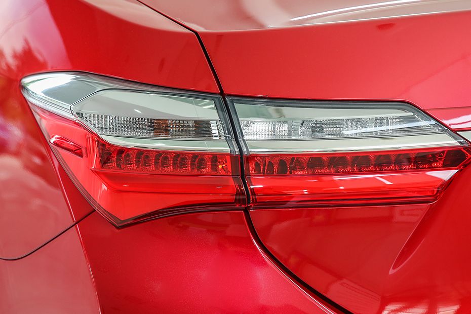 Corolla (2016-2018) Tail light