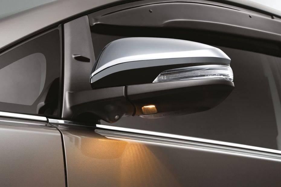 Toyota Innova Drivers Side Mirror Front Angle Toyota Innova Drivers Side Mirror Front Angle