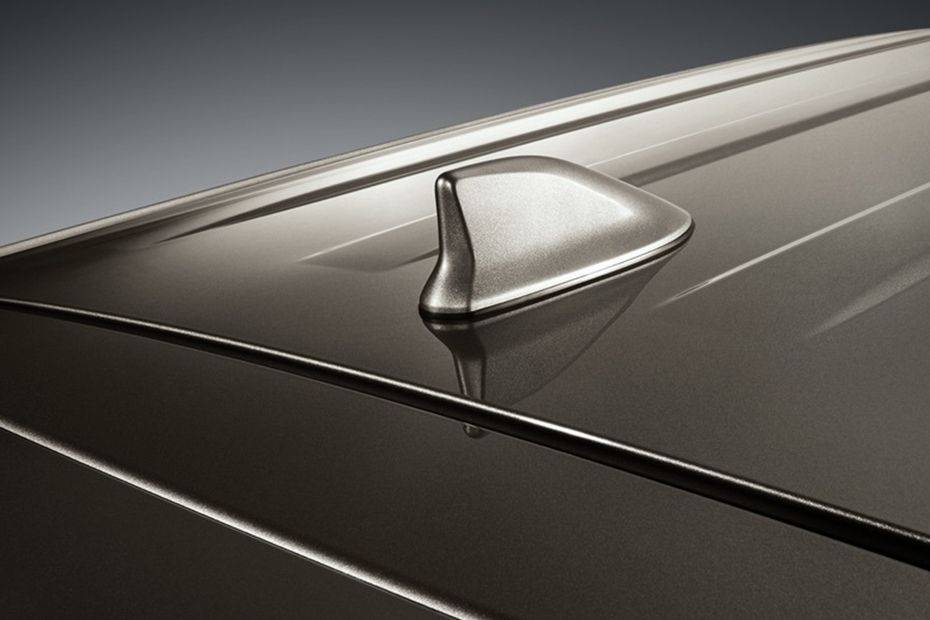 Innova Roof Antenna Innova Roof Antenna