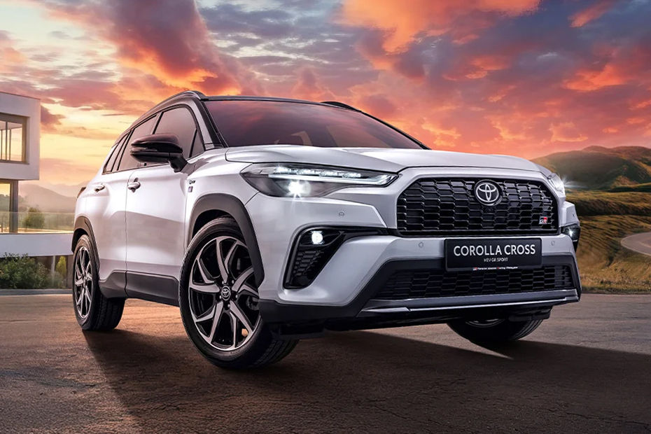 Corolla Cross Hybrid Front deep low Angle View Corolla Cross Hybrid Front deep low Angle View