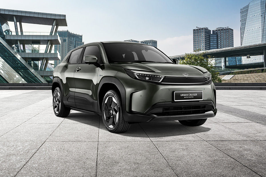 Toyota Urban Cruiser Front Cross Side View