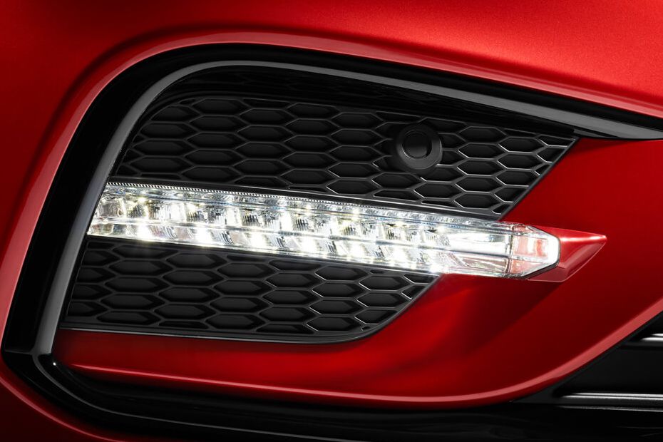 Saga Front Fog Lamp Saga Front Fog Lamp