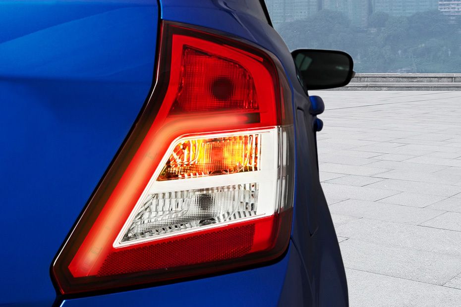 Suprima S Tail light