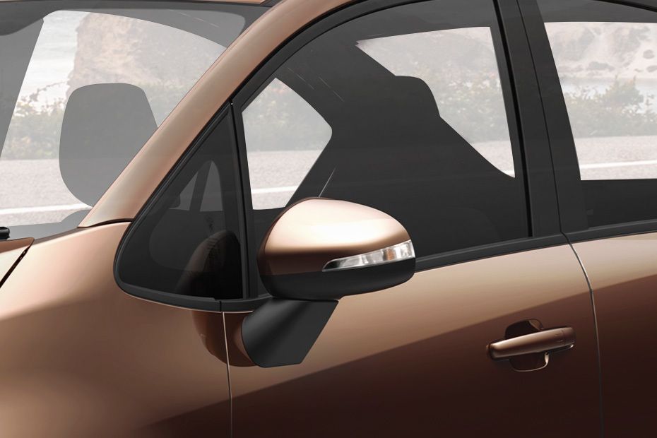 Proton Persona (2016-2018) Drivers Side Mirror Front Angle Proton Persona (2016-2018) Drivers Side Mirror Front Angle