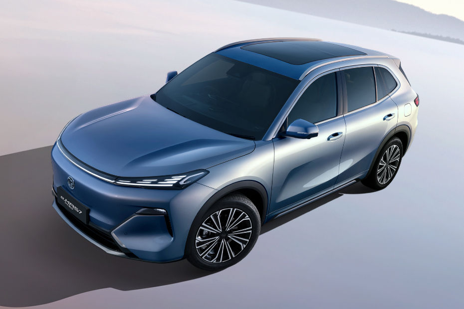 Proton e.MAS 7 PHEV Front Side View