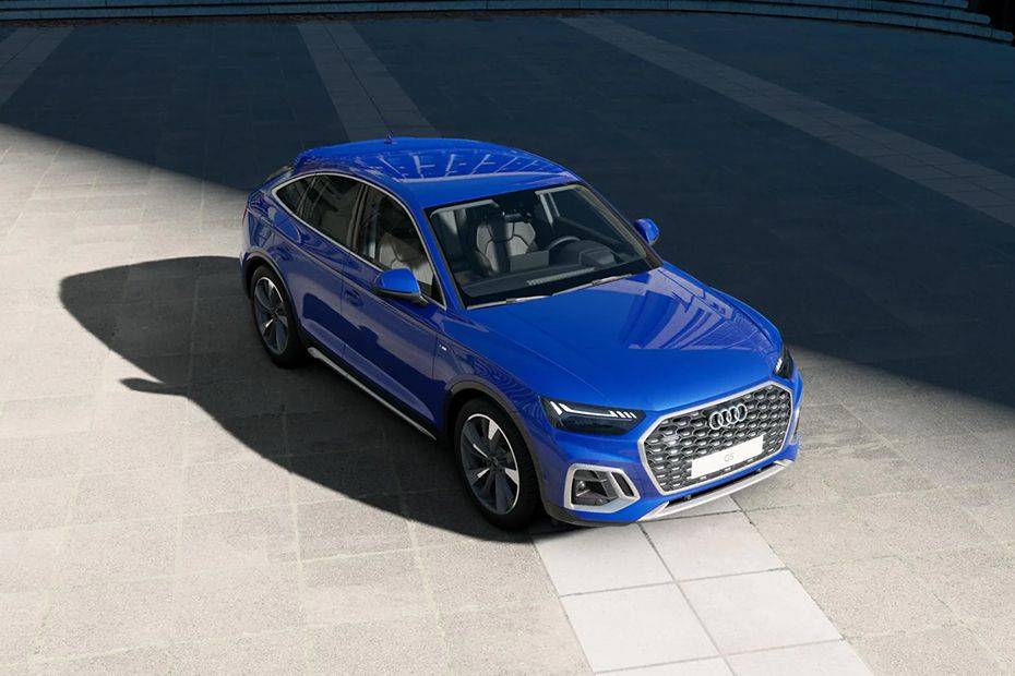 Audi Q5 Sportback Front Cross Side View Audi Q5 Sportback Front Cross Side View
