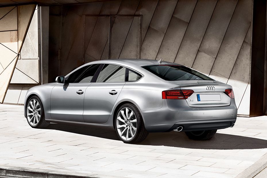 Rear Cross Side View of Audi A5 (2013-2018)