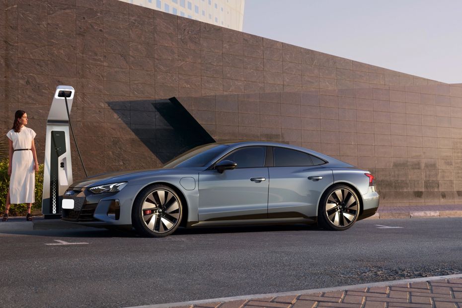 Audi E-Tron GT Front Cross Side View