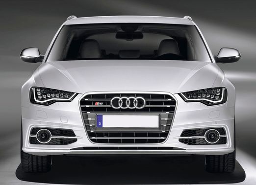 Full Front View of S6 Avant