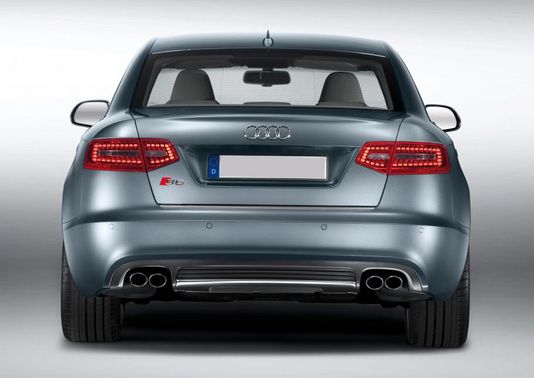 Full Rear View of Audi S6 Saloon