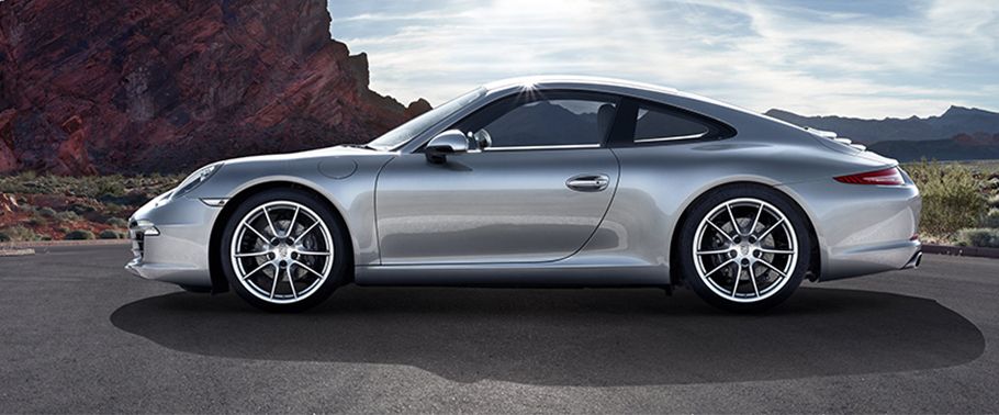 911 Carrera Side view