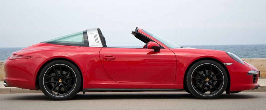 Porsche 911 Targa 4 Drivers Sideview Porsche 911 Targa 4 Drivers Sideview