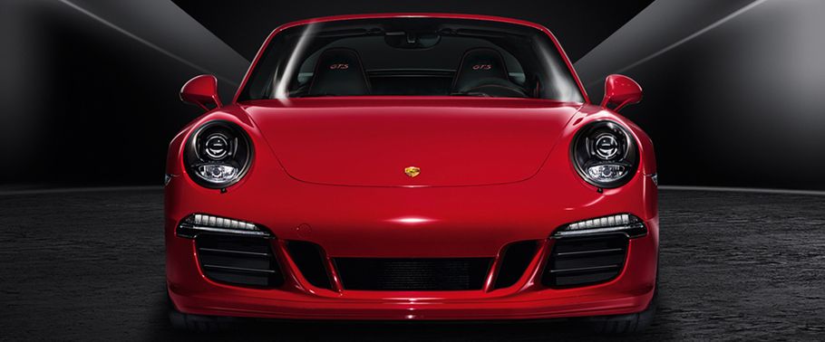 Full Front View of 911 Targa 4 GTS
