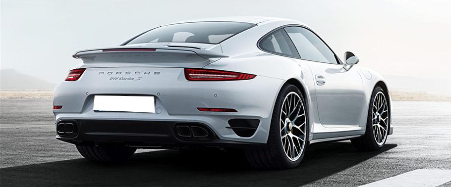 911 Turbo S Rear angle view