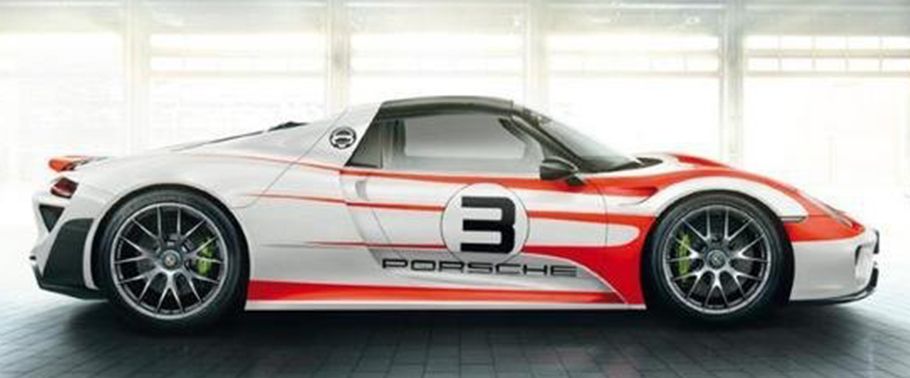 Porsche 918 Spyder Weissach package Drivers Sideview Porsche 918 Spyder Weissach package Drivers Sideview