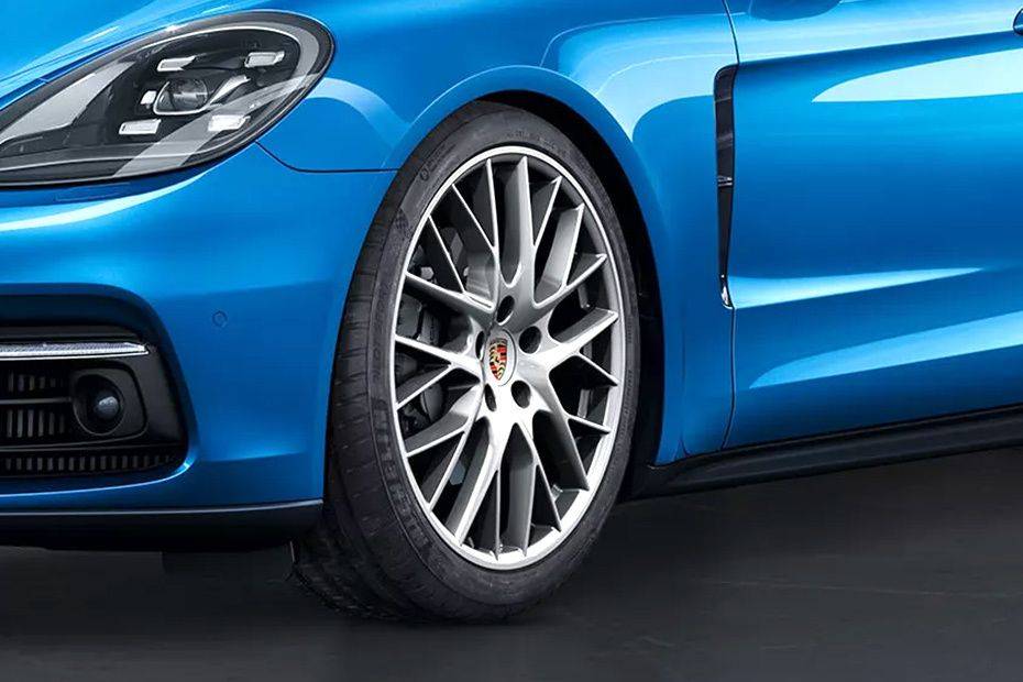 Porsche Panamera 2024 Price Malaysia, January Promotions & Specs