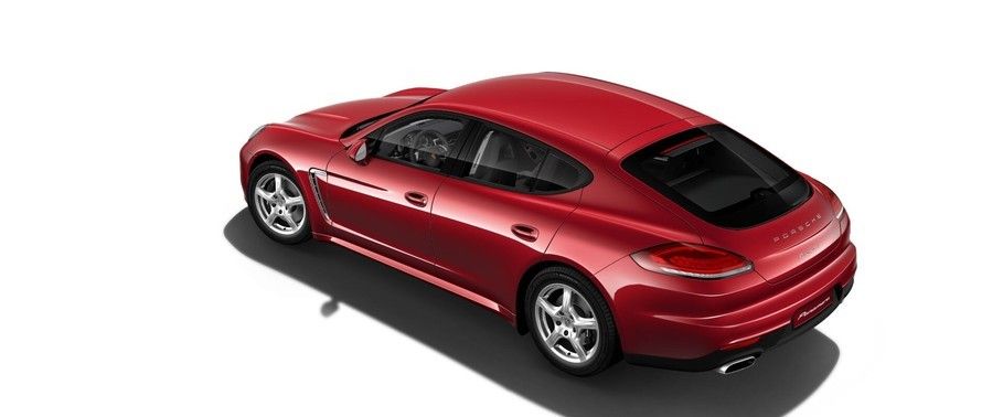 Rear Medium View of Porsche Panamera 4
