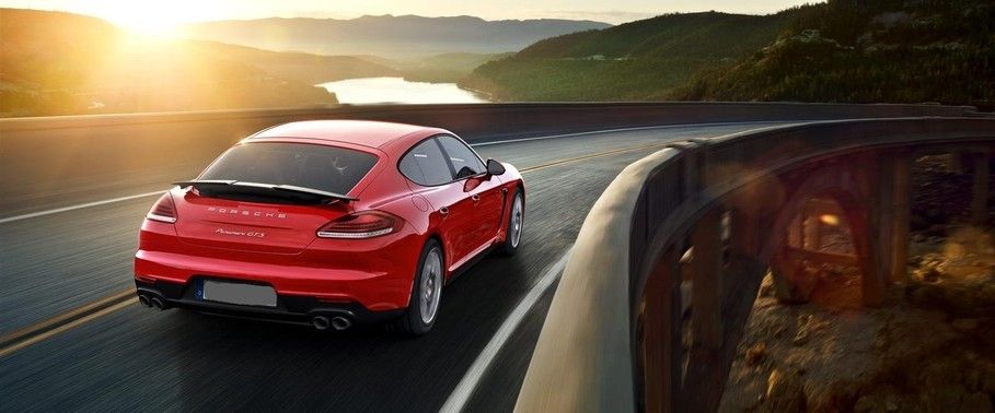 Panamera GTS Rear angle view