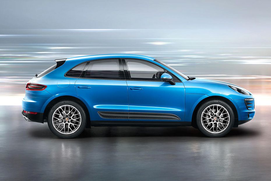 Porsche Macan (2016-2018) Drivers Sideview Porsche Macan (2016-2018) Drivers Sideview