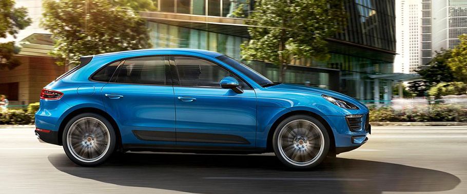 Porsche Macan S Drivers Sideview