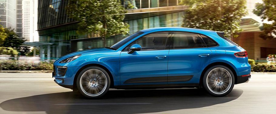 Macan S Side view