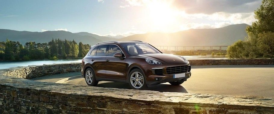 Porsche Cayenne Diesel Front Cross Side View Porsche Cayenne Diesel Front Cross Side View